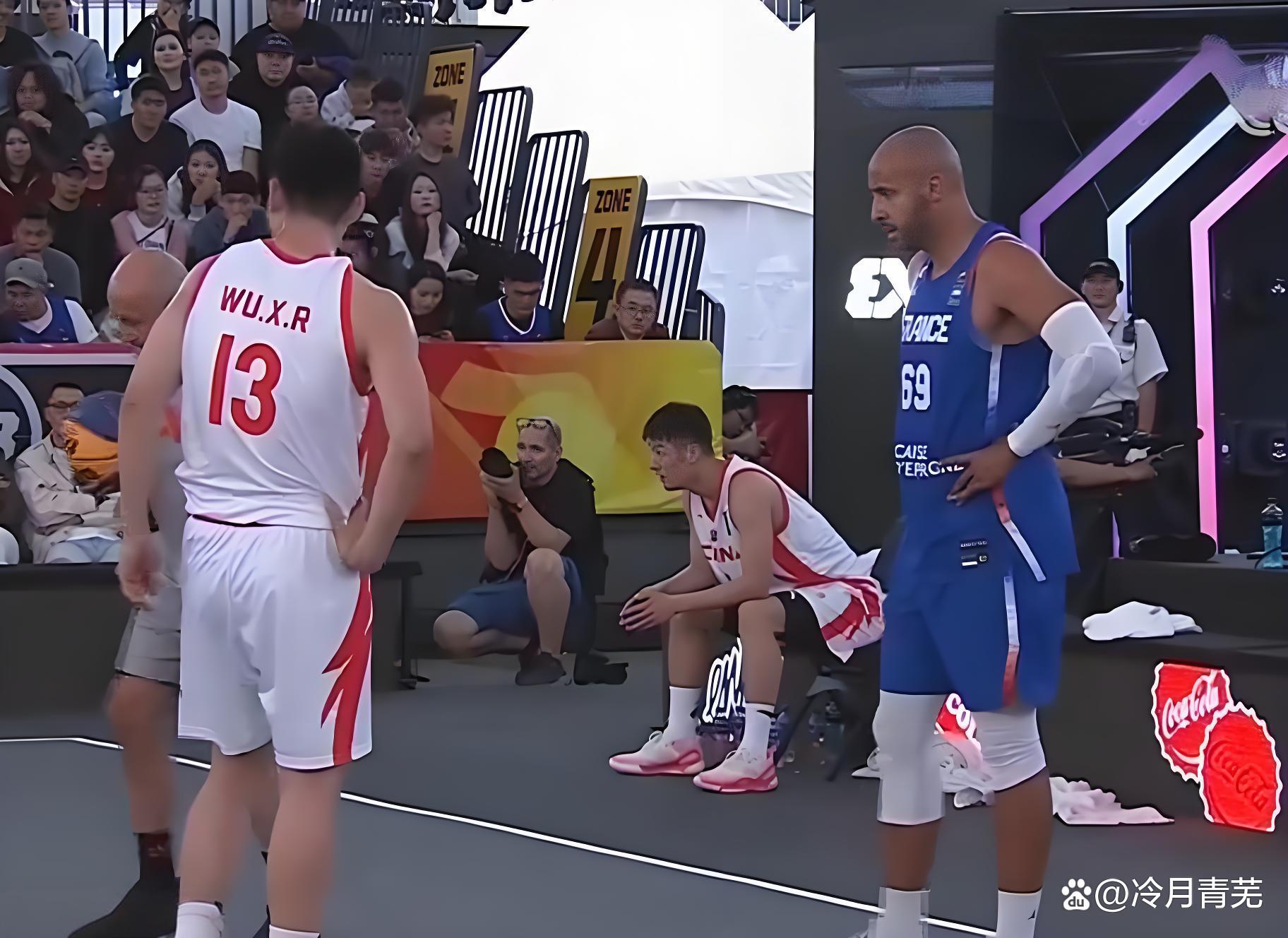 九游娱乐官网登录网址-世界杯篮球赛事势如破竹，球队士气高昂的简单介绍
