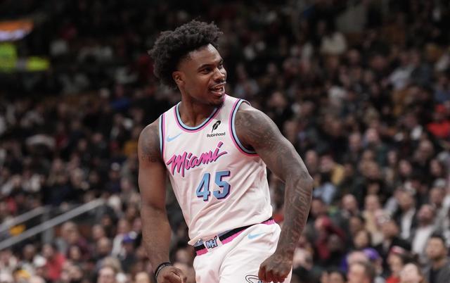 篮球比赛上演了精彩绝伦的比分大战