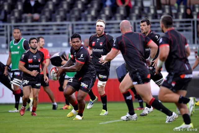 斯图加特迟到绝杀，取得突破性胜利的简单介绍