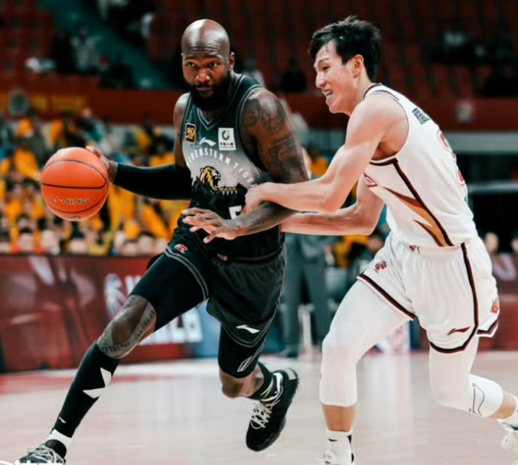 九游娱乐馆-卡昂客场力克兰斯，取得客场胜利的简单介绍