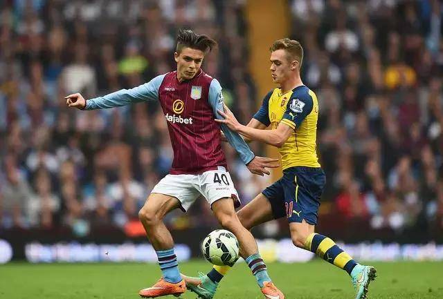 包含莱比锡红牛赢球在望，状态出色受到球迷热捧的词条