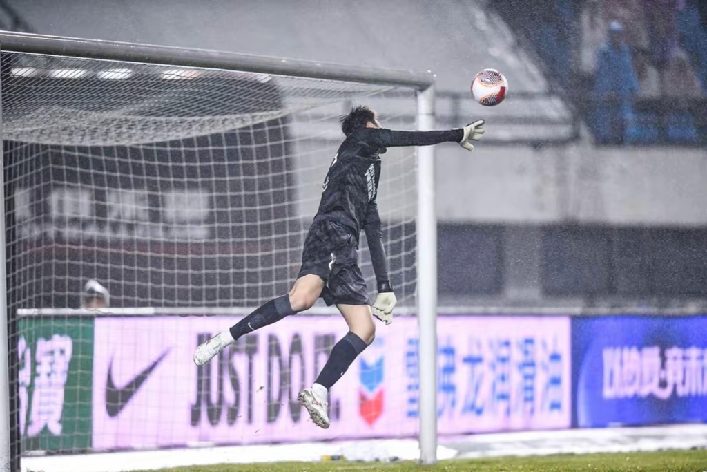 湖北队主场大胜湖南队，提升士气的简单介绍