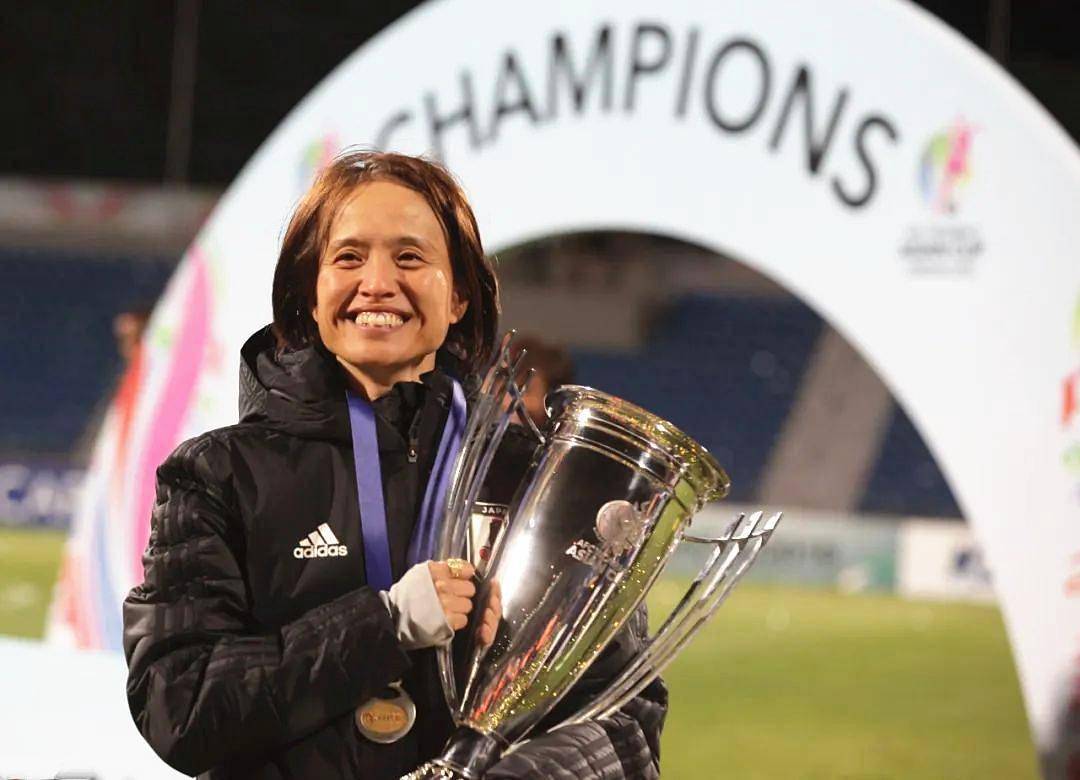 日本队主帅谈女足球员精神面貌