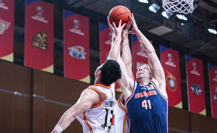 湖南虎队在胜利中展现出出色表现