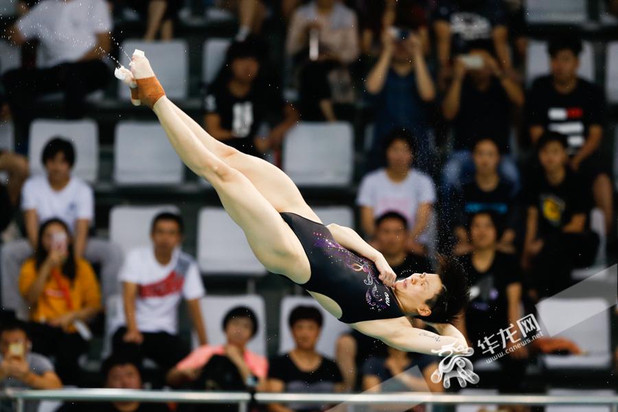 俄罗斯代表团在跳水比赛中实现全胜