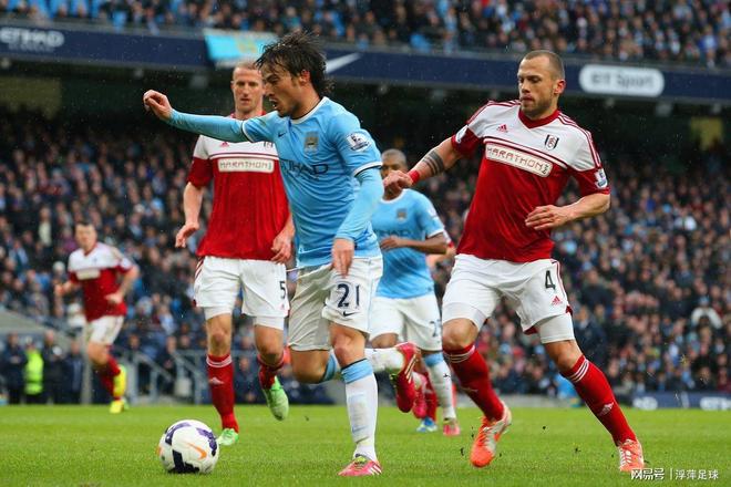 利物浦逆袭切尔西，英超榜首锋芒毕露