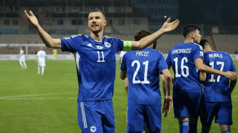 关于瑞典客场逼平斯洛文尼亚，实现关键晋级战略的信息