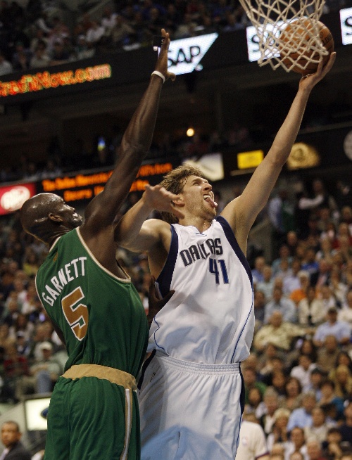 凯尔特人力克小牛，取得四连胜