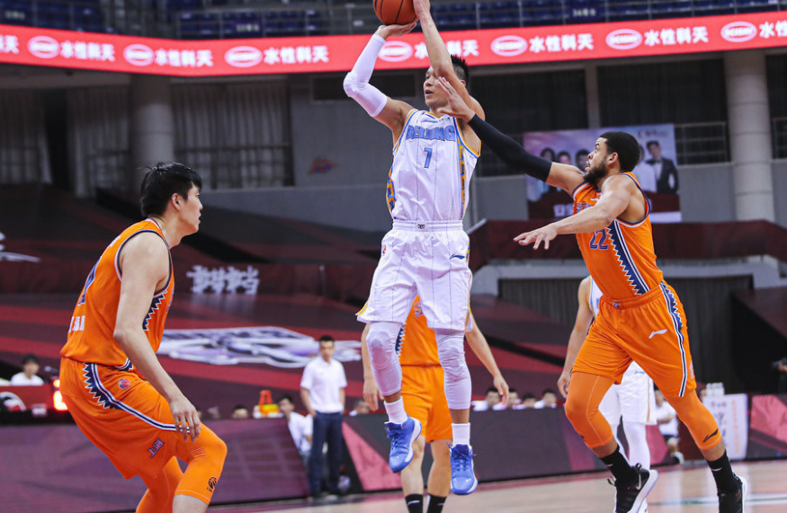 上海队备战全国决赛，信心百倍的简单介绍