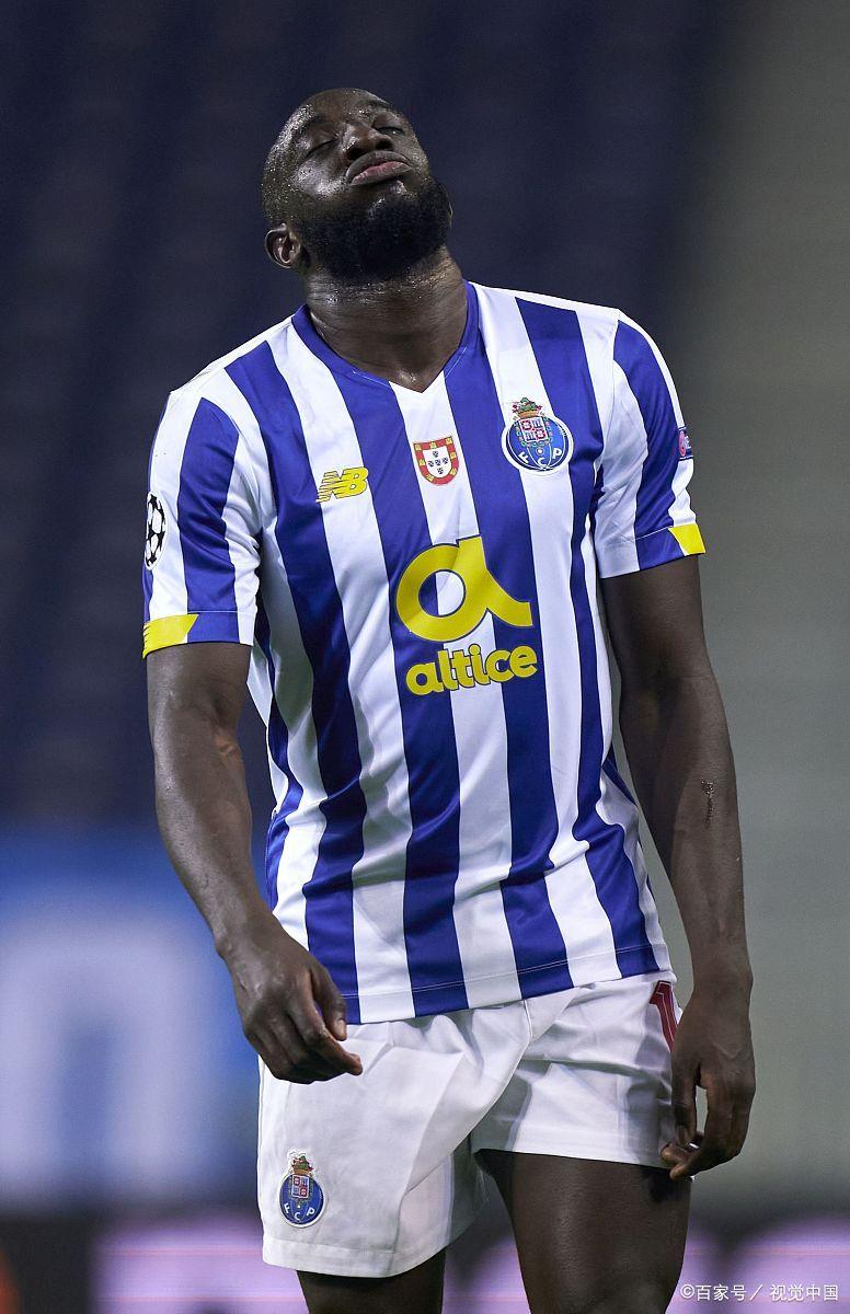 葡萄牙联赛顶级对决波尔图主场击败本菲卡 葡萄牙联赛顶级对决波尔图主场击败本菲卡